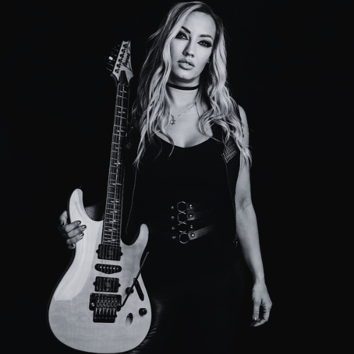 Nita Strauss