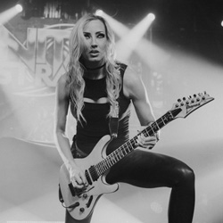 Nita Strauss